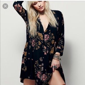 Free People Lena floral dress or Kimono POCKETS!
